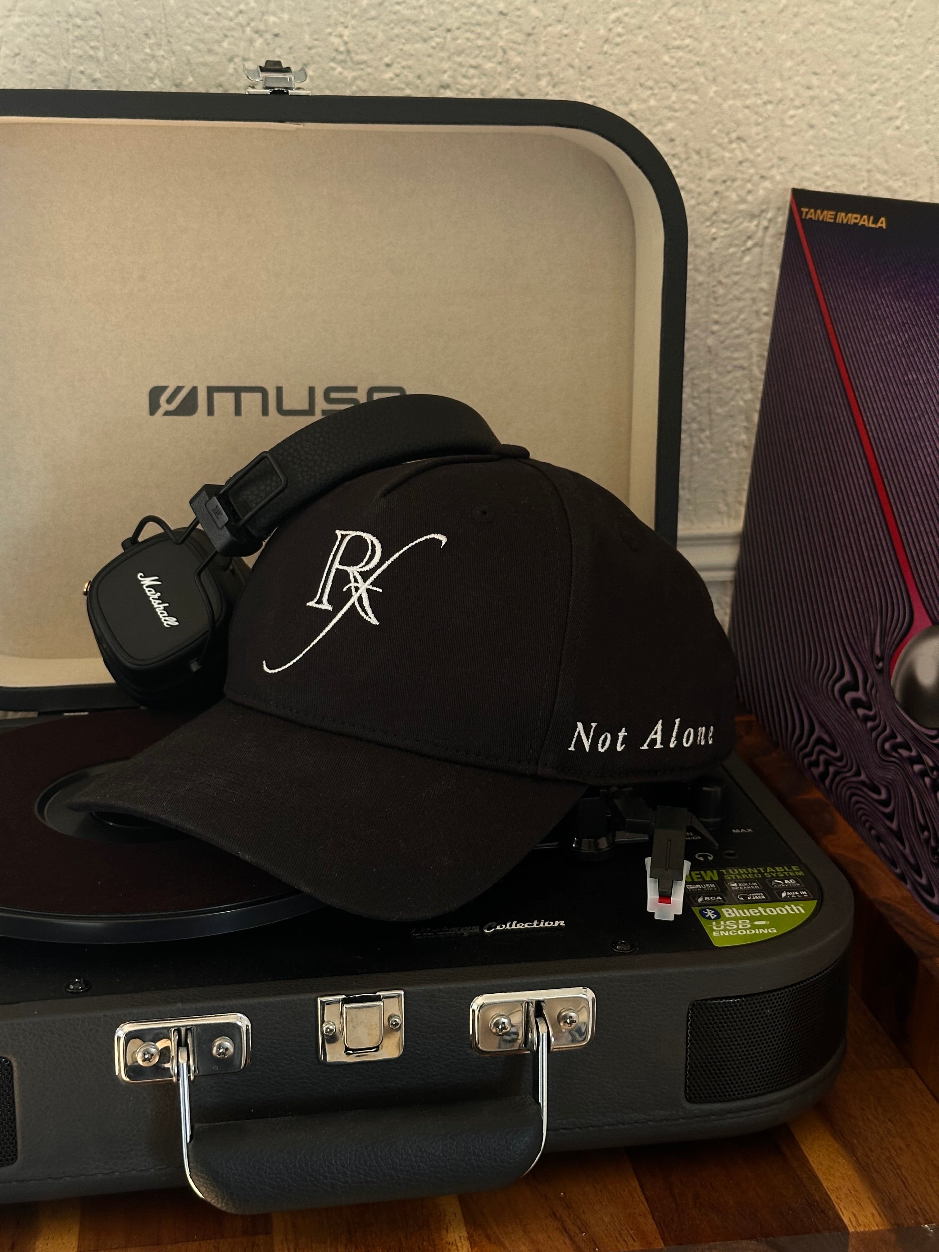 Casquette Not Alone